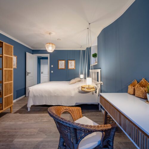 Beach Style – 2-Zimmer Apartment mit Terrasse in Stuttgart Zentrum